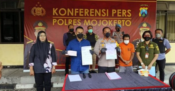 232 Orang Tertipu Umrah Murah dan Investasi Bodong di Jatim, Pelaku Ditangkap